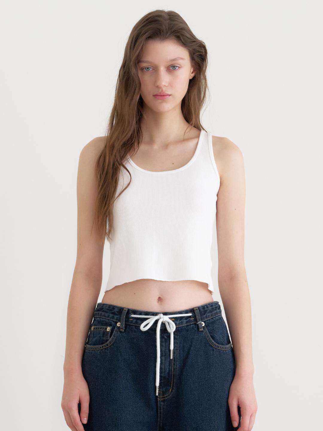 waffle u neck sleeveless (white)