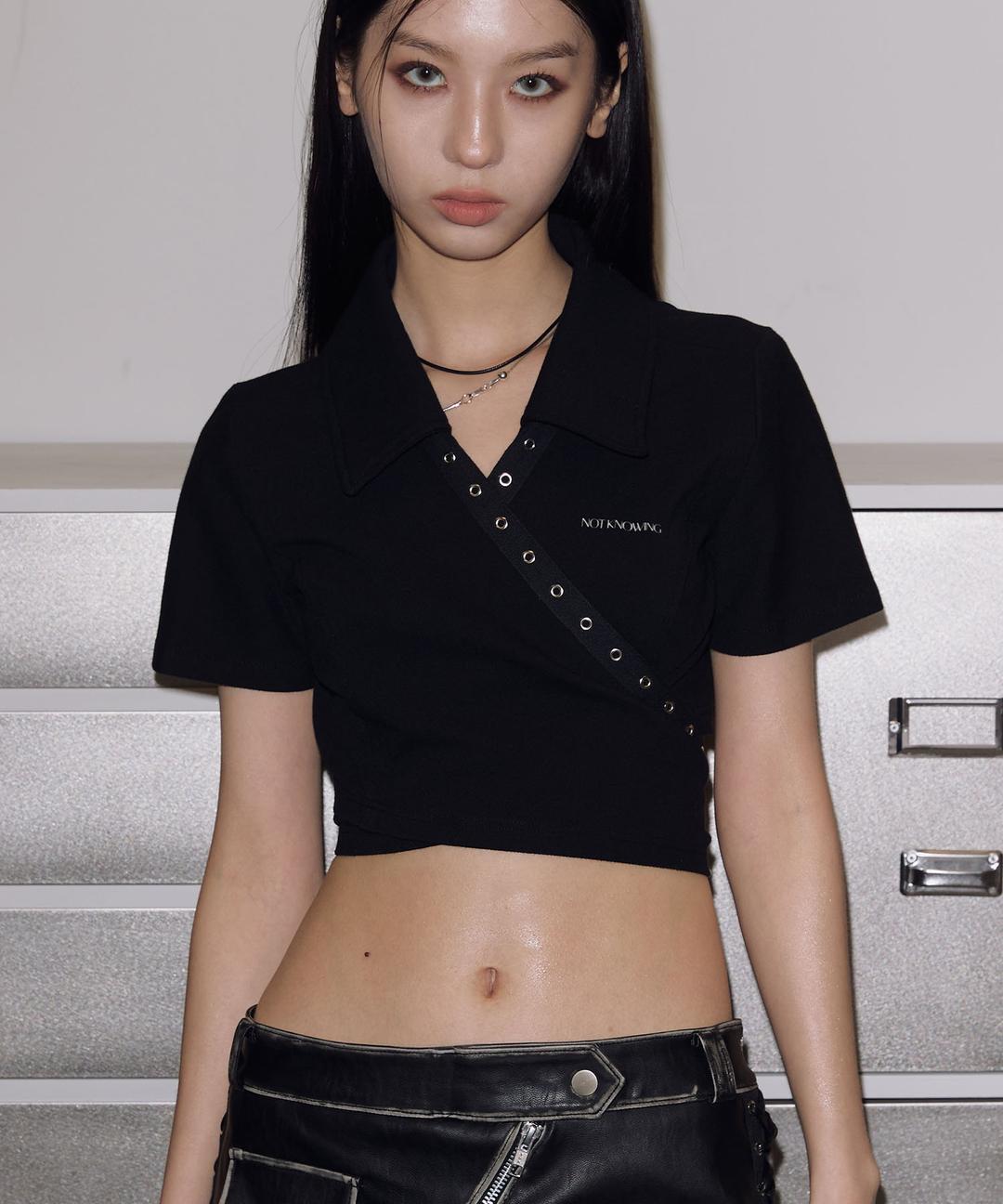 5/7 예약배송 Cross Back Eyelet PK Top (BLACK)