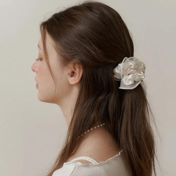 romantic mesh lace scrunch-cream