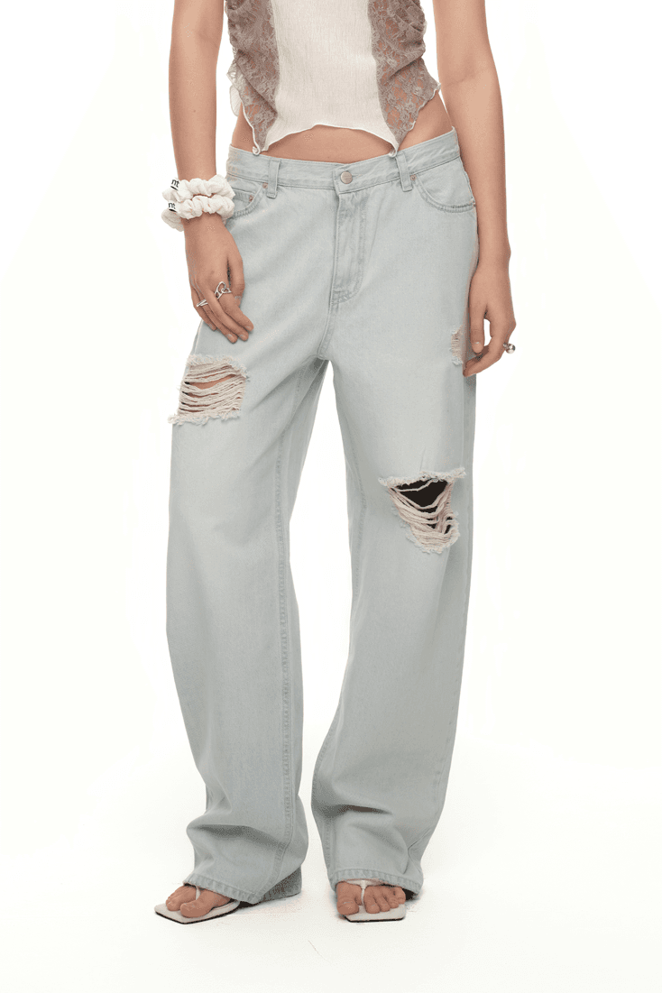 LOW RISE LOOSE-FIT DAMAGED JEANS (ICE BLUE)