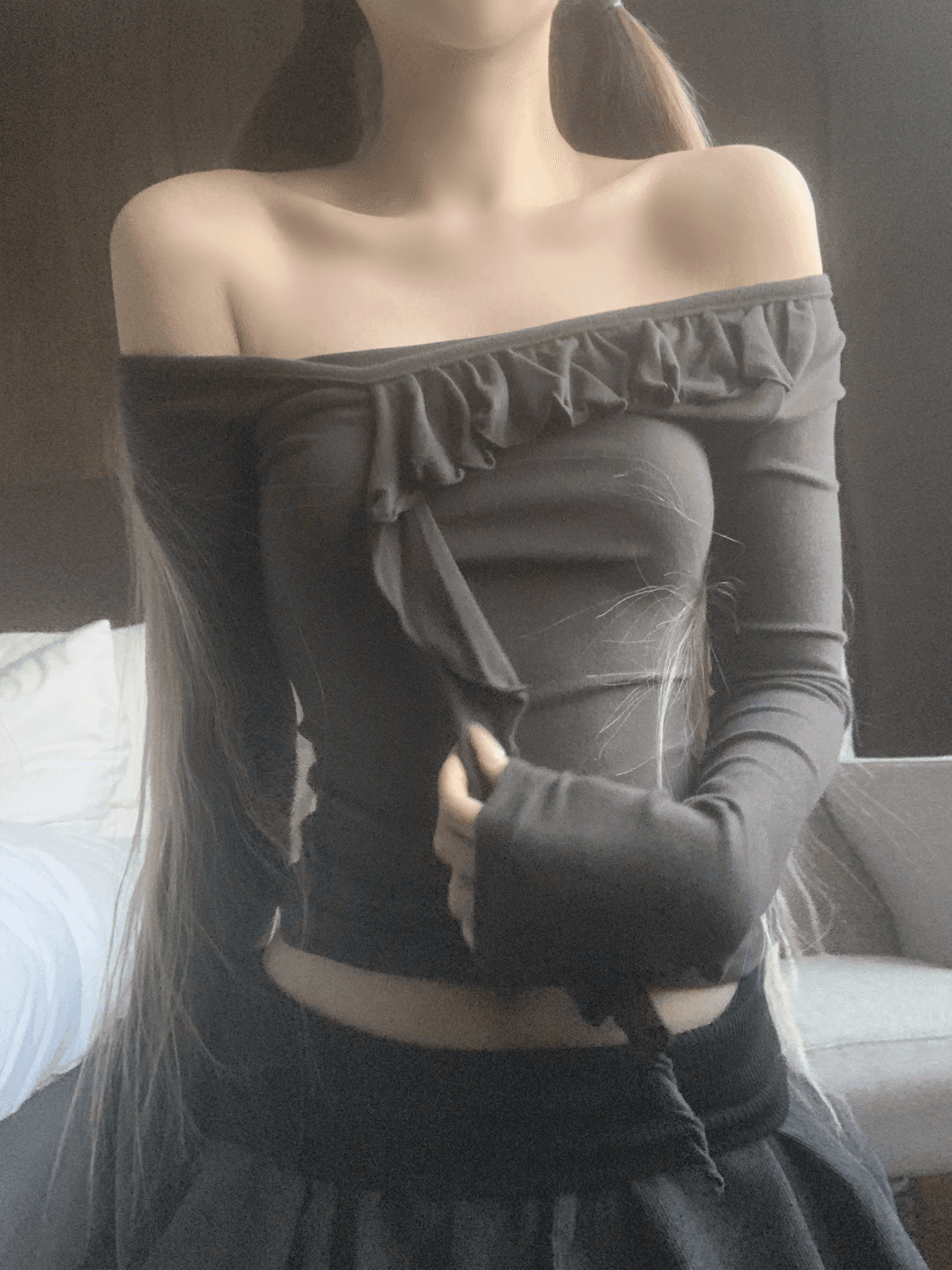 fnori frill off-shoulder top (3color)