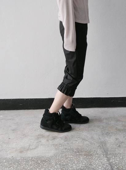 프릴 밴딩 카프리 팬츠