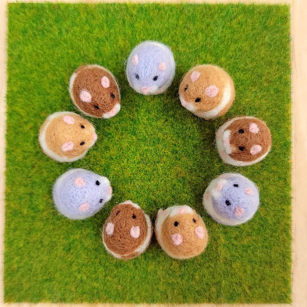 불면 날아갈 햄쥐(서 있는 골든햄스터 버전)