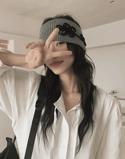 미나츠 플라워 니트 헤어밴드