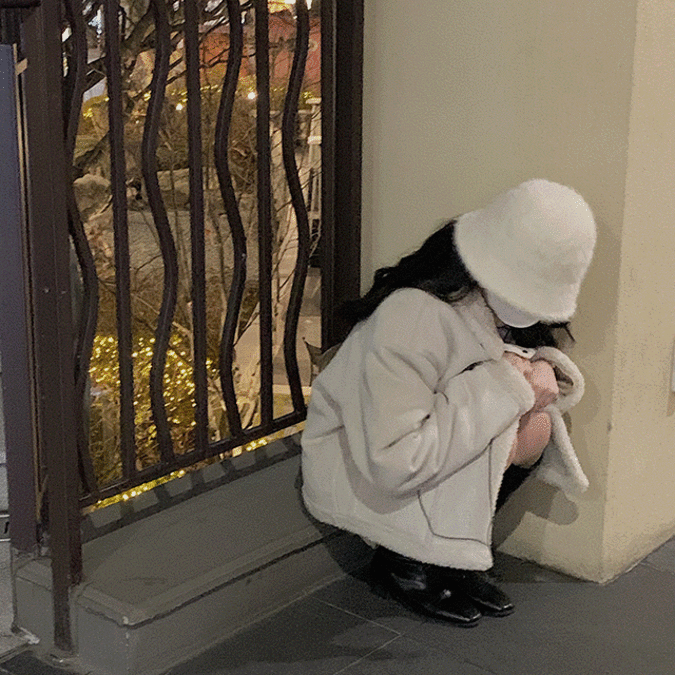 에덴 무스탕 점퍼