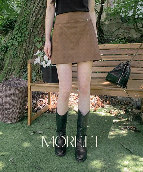 (예약주문 10/28이후 순차발송) MADE 모건 금장 스웨이드 미니 스커트(데일리룩)