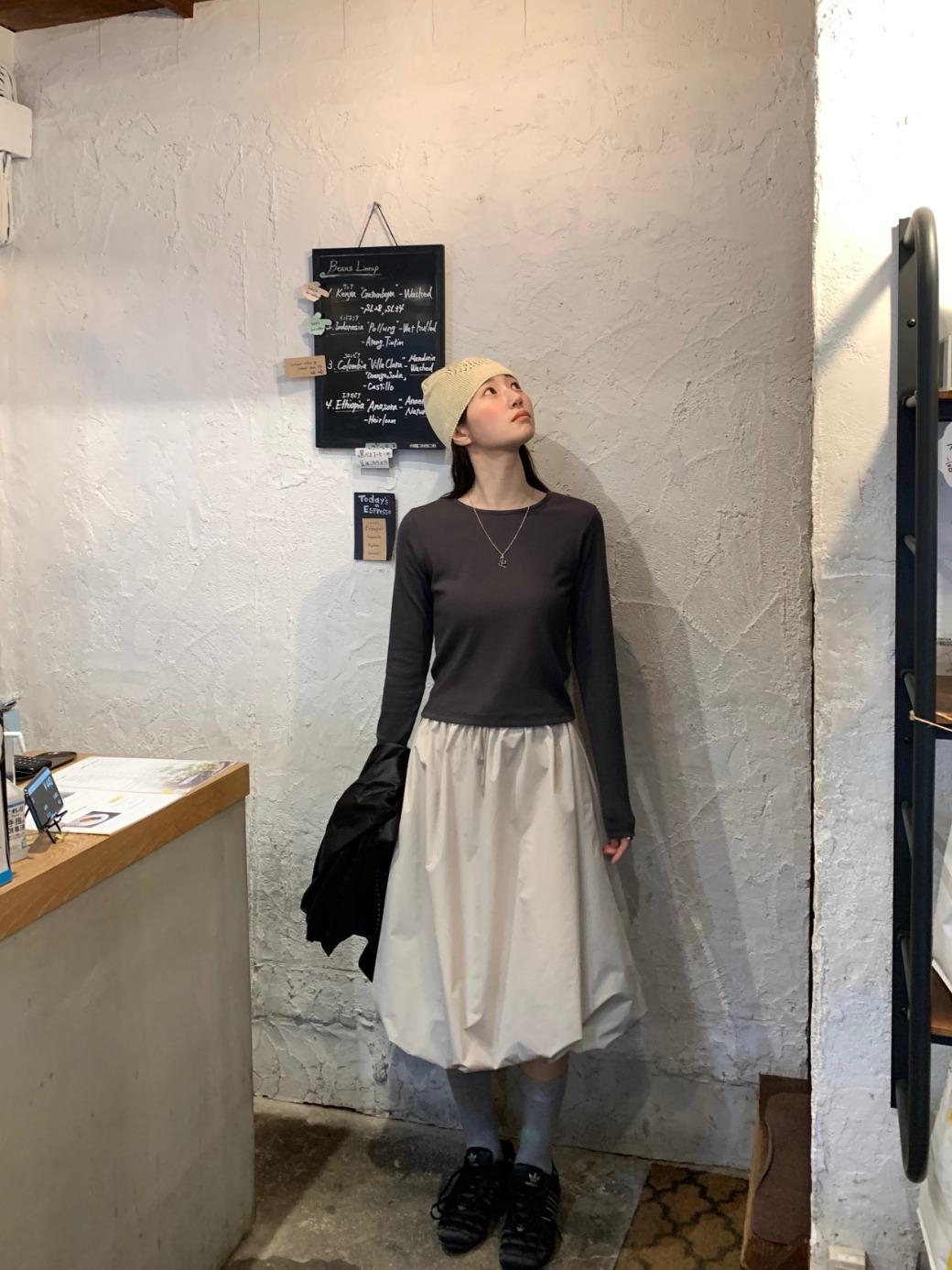 DO. Balloon Midi Skirt