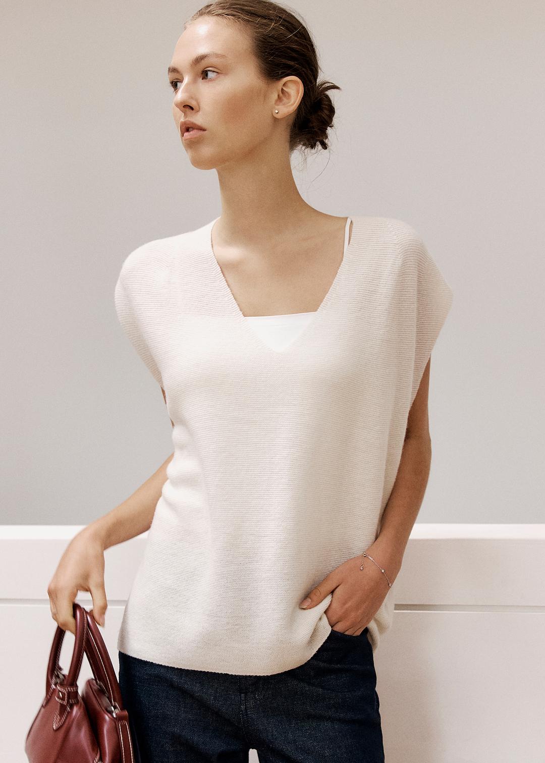 헤일리 루즈 브이넥 베스트