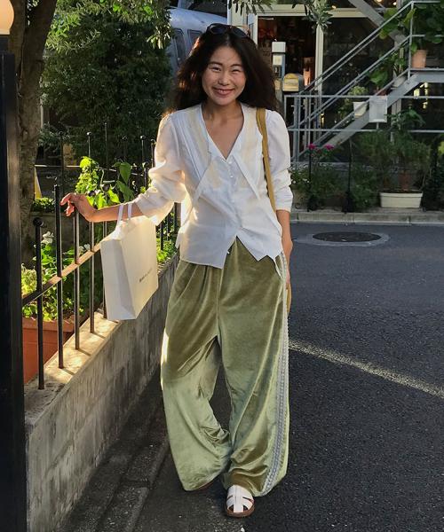 벨벳 릴렉스 트랙팬츠_올리브그린