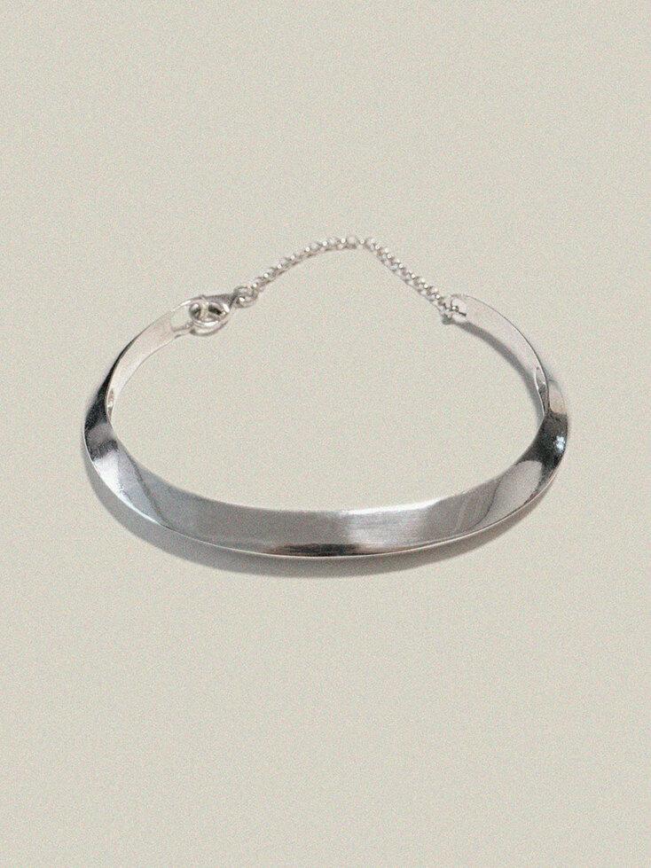 Form Bangle Bracelet