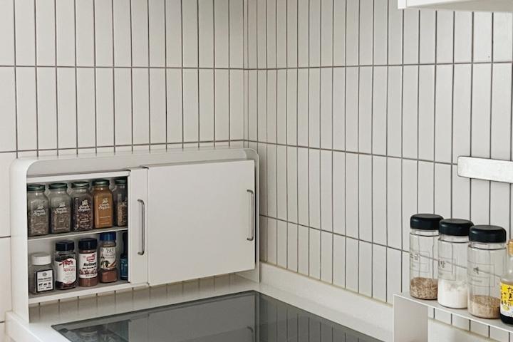 [단하루 89,000원][오늘의딜] 화이트 철제 슬림수납장 2size