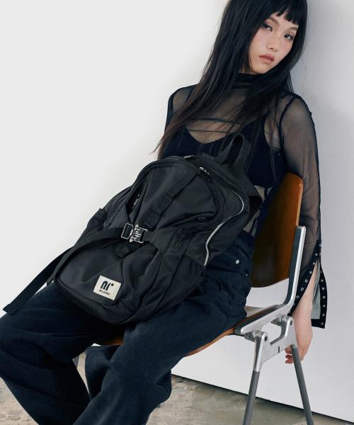 오후 다섯시 백팩