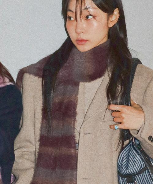 Striped Hairy Bold Muffler (Brown)