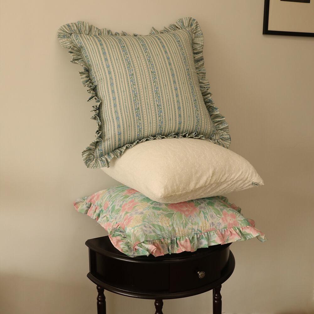 Charming Jo frill cushion cover