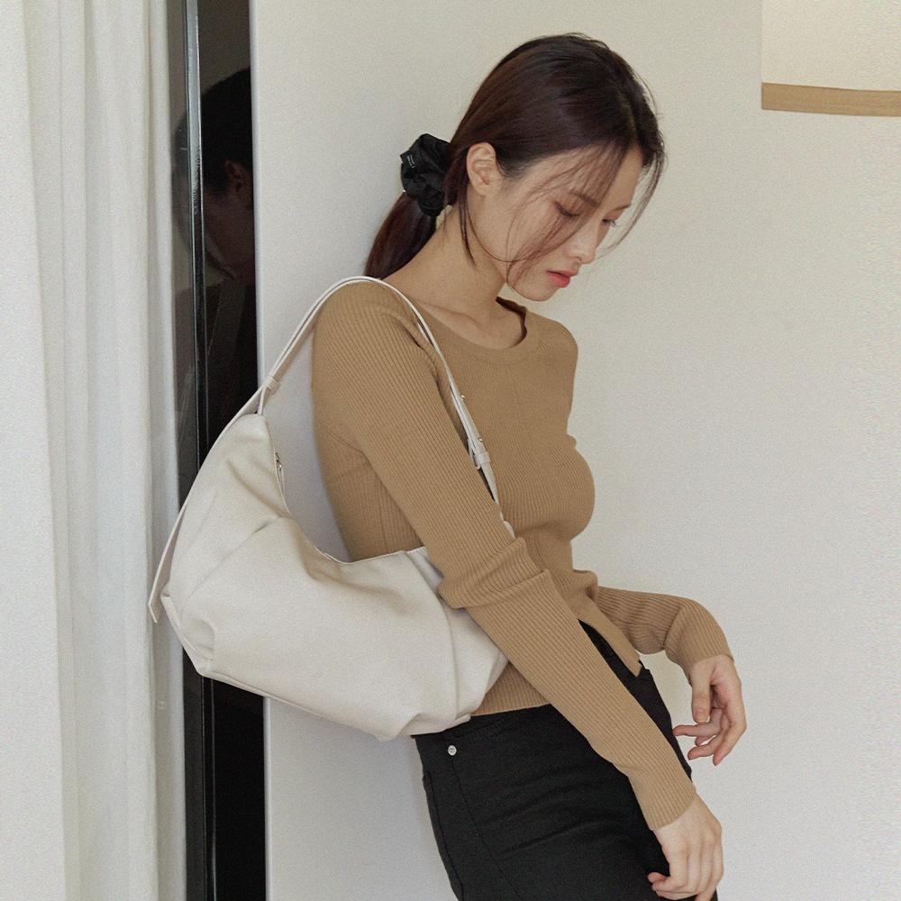 로에브 호보백 Loeb Hobo Bag - 아이보리