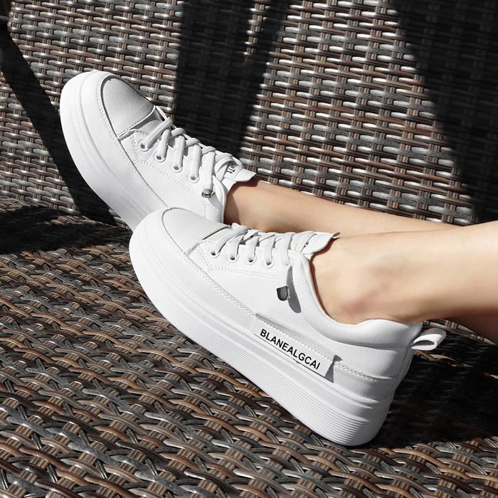 [주문폭주! 2만족돌파기념 단독진행★특가] 론티아 통굽 밴딩끈 키높이 스니커즈(5.5cm)