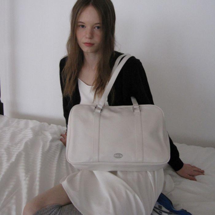 Journey Big Shoulder Bag / Ivory