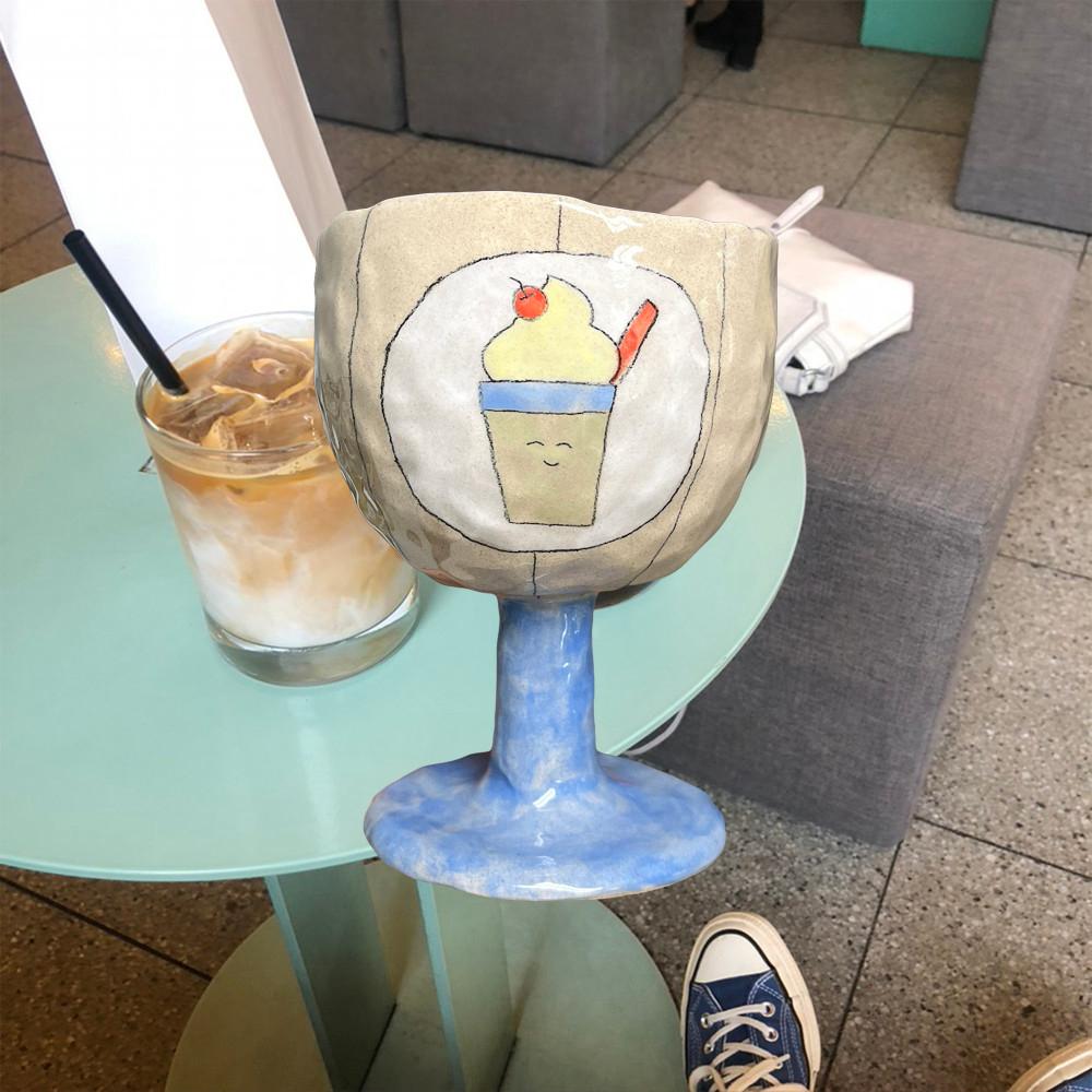 타코야끼와 크림소다 고블렛, 스테디너리