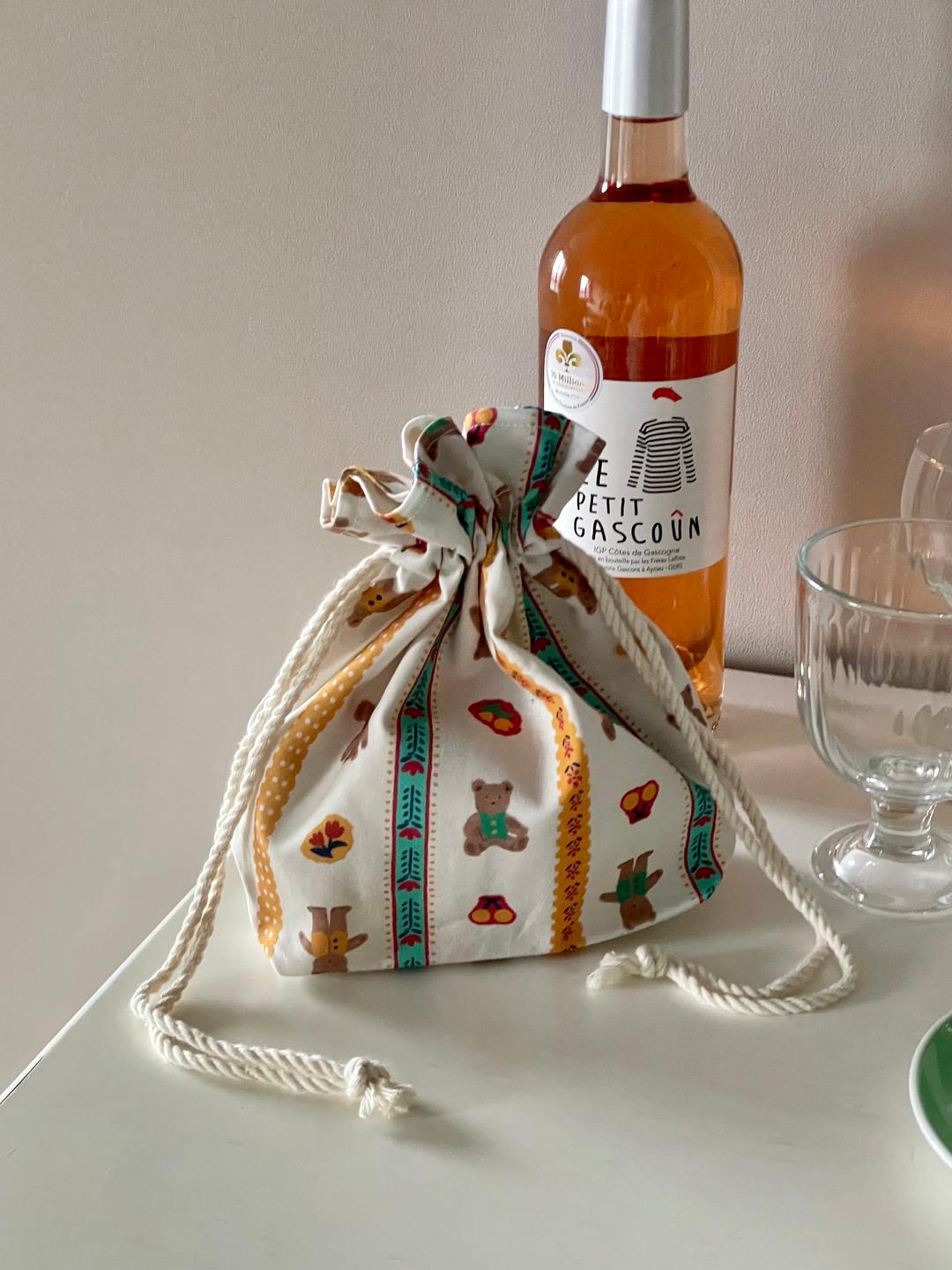 레트로 곰돌이 파우치