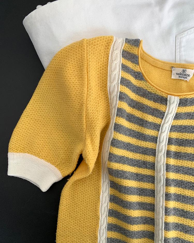 80's "Valentino" wool sleeveless Knit