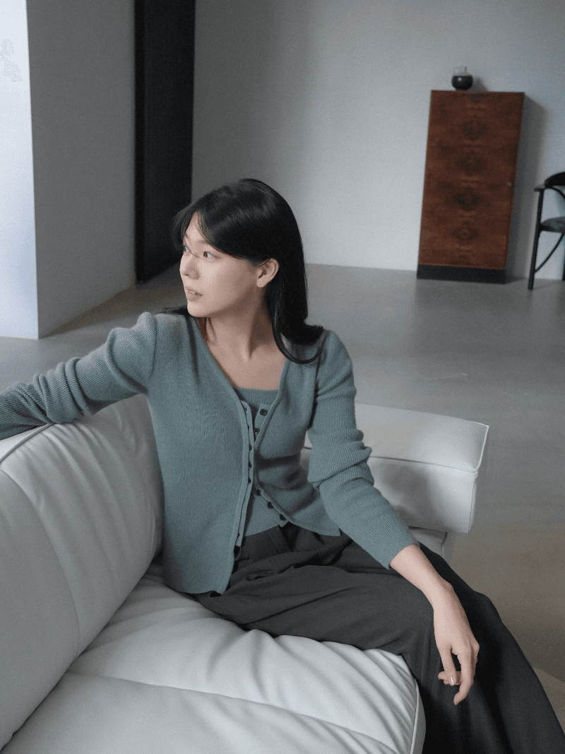 [NouArté] 라쿤 슬리브리스 니트 가디건 (세이지 그린, 딥 블루)