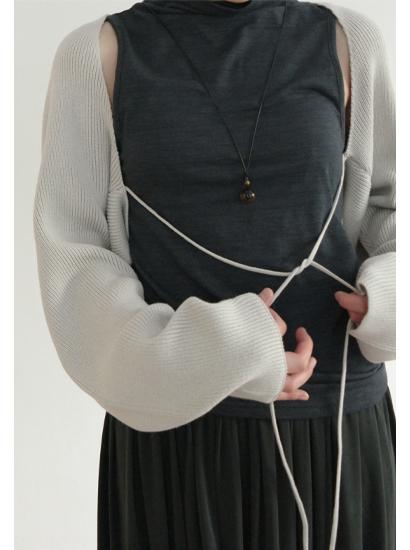 로우 폴라 슬리브리스 (3c)