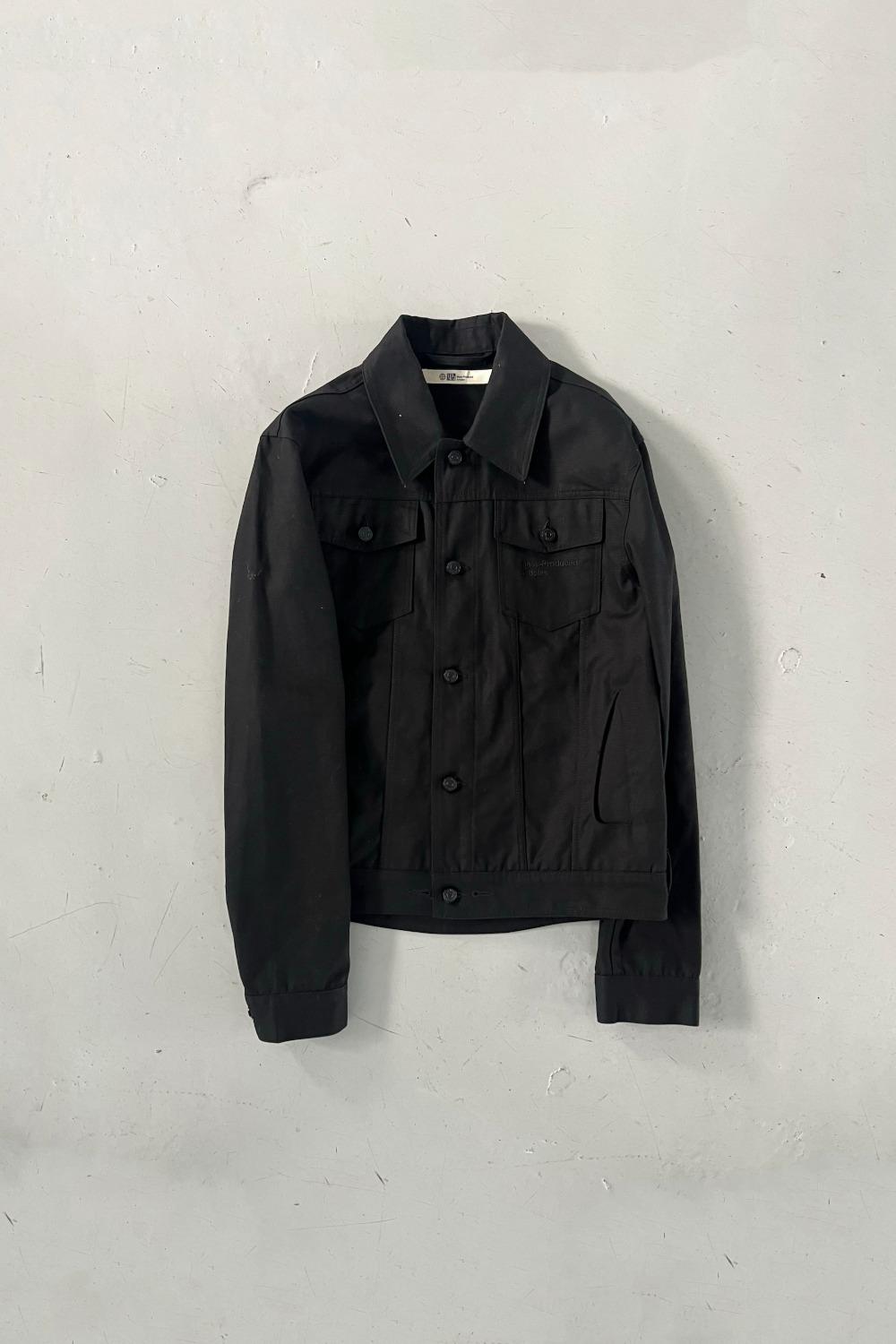 MPa LOWERED WAIST TRUCKER JACKET (BLACK)