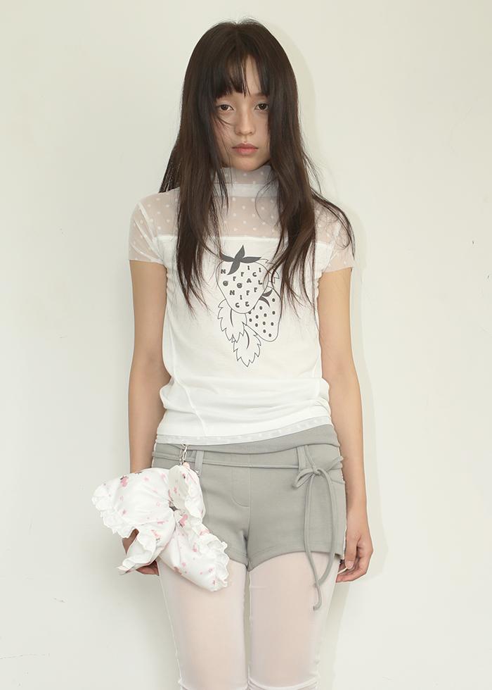 DOTTY STRAWBERRY HIGH NECK T-SHIRT OFF WHITE