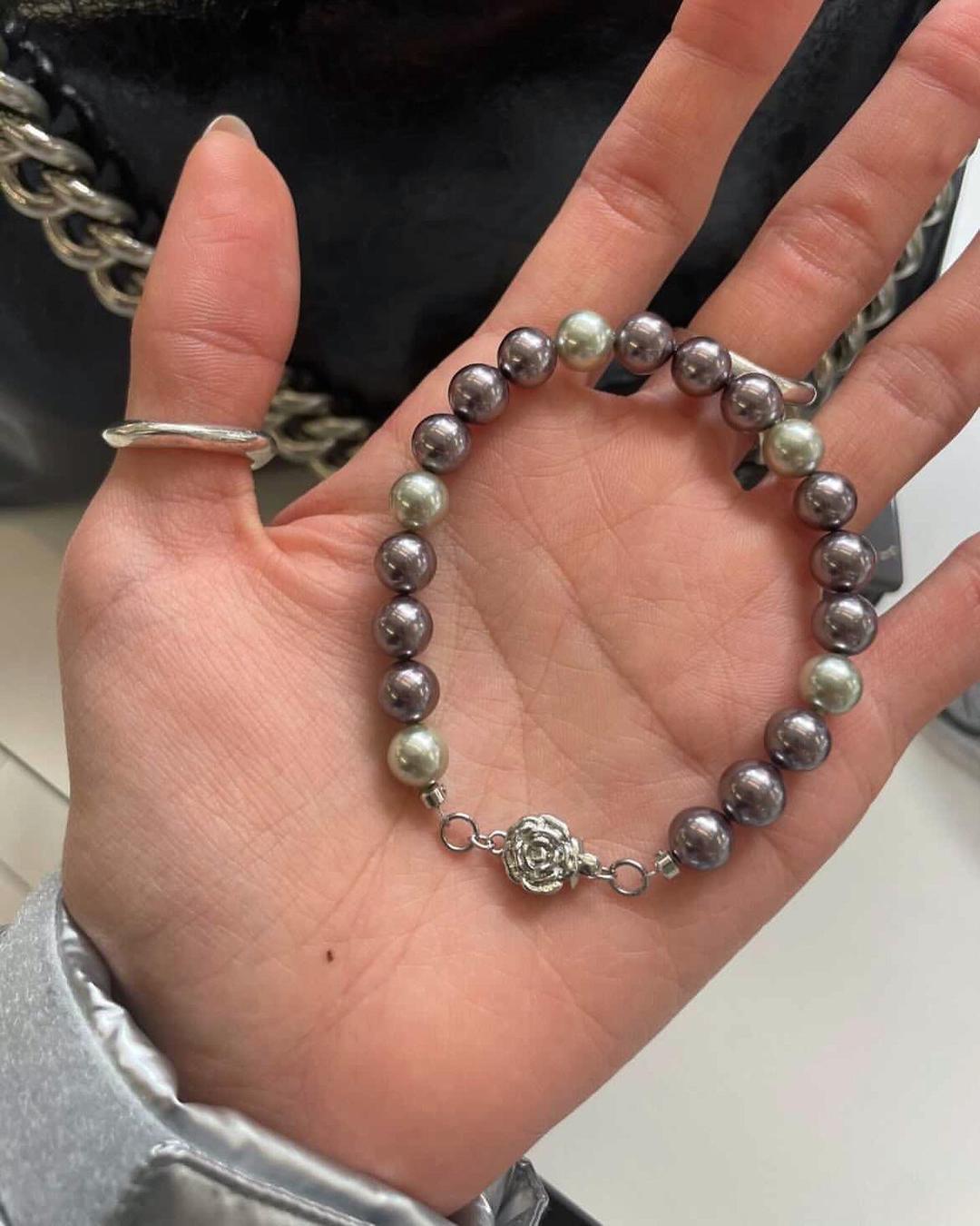 *purple rose bracelet*