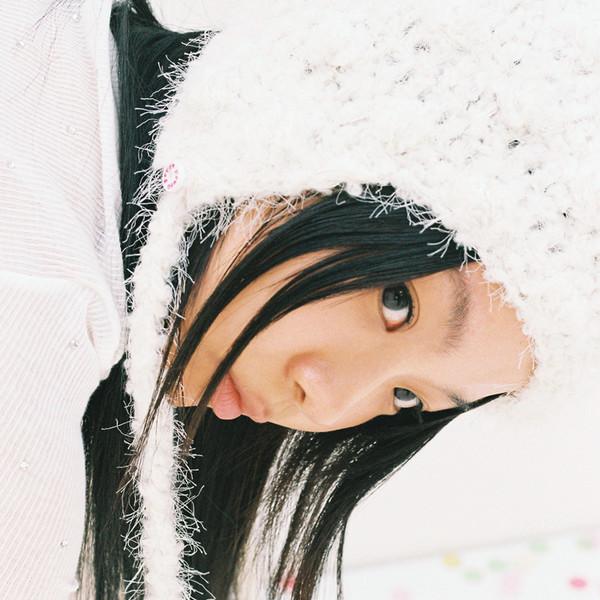 white snow pompom beanie