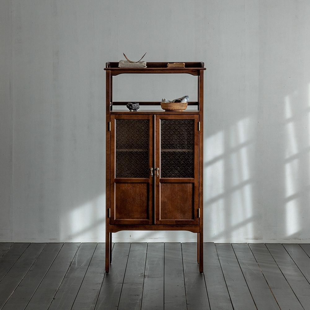 [장미맨숀] 이카 원목 유리문 선반 수납장 01