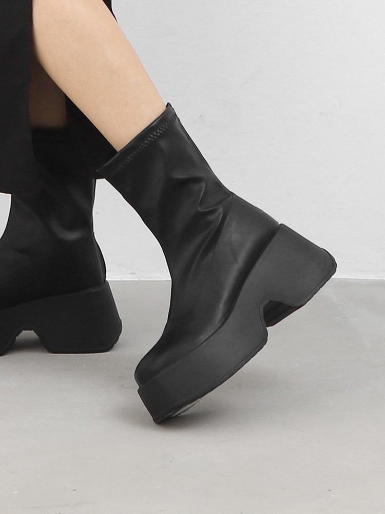 잇슈 로란&펠린 두가지 소재 두가지 핏 심플 플랫폼 지퍼 통굽 앵클부츠 삭스부츠(8.5/7.9cm) 9275 & 11588