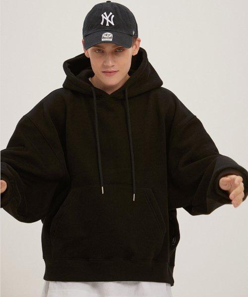 피치스킨 벌룬오버 후드 - 블랙