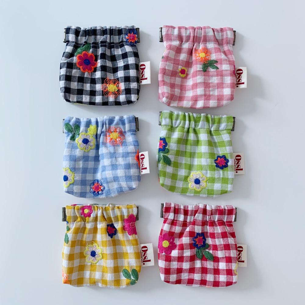 [Ossl]오슬 핸드메이드 체크 플라워 바네파우치 에어팟케이스 동전지갑