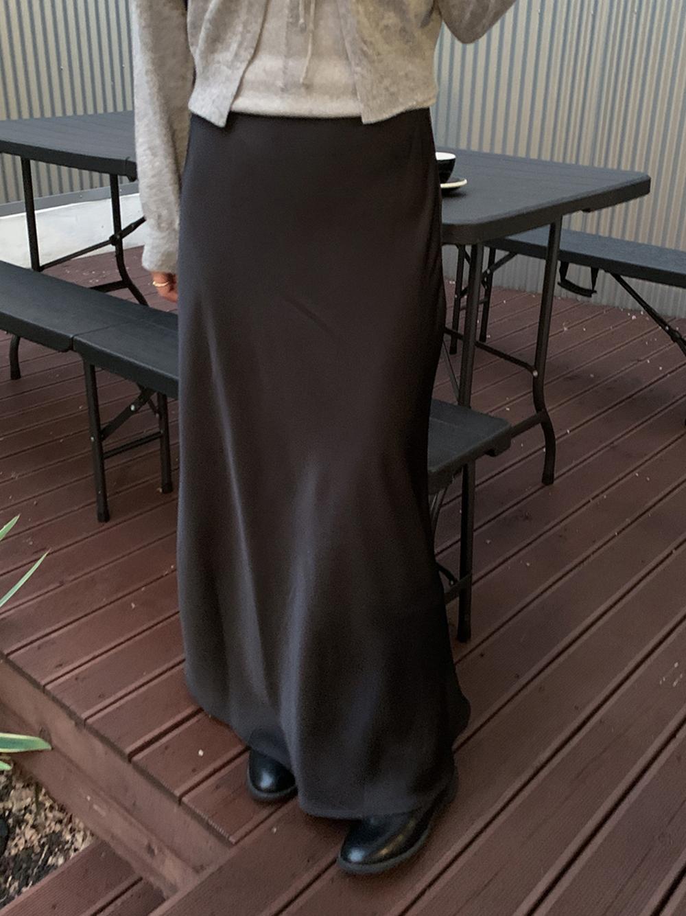 프렌치오브 [1천장돌파/히든밴딩]유니어 새틴 플레어 롱 스커트 (9color)