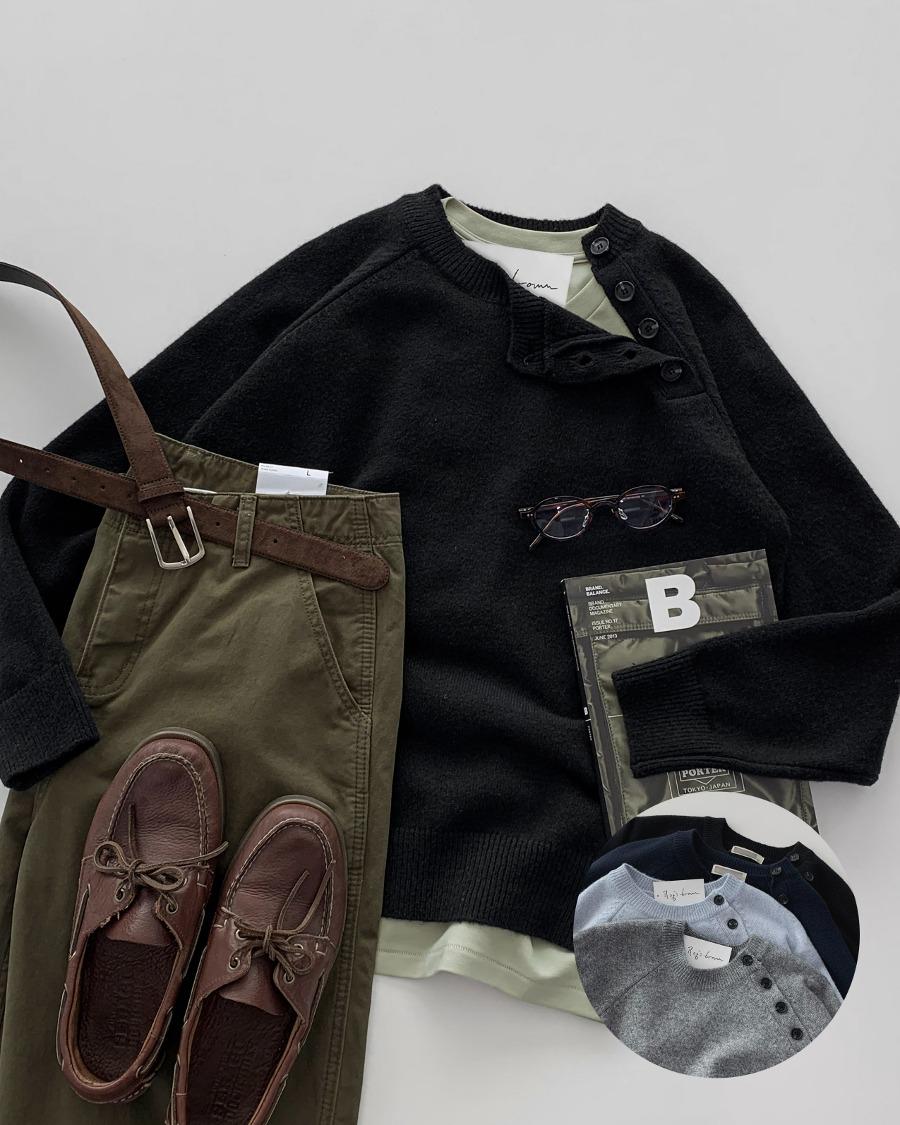 사선 헨리넥 라운드 니트