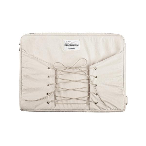 Eyelet Laptop Pouch_Cream Suede