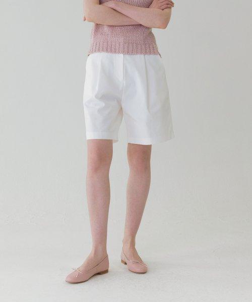 Bermuda pants (ivory)