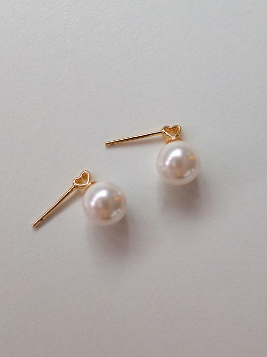 PEARL STUD EARRING_HEART
