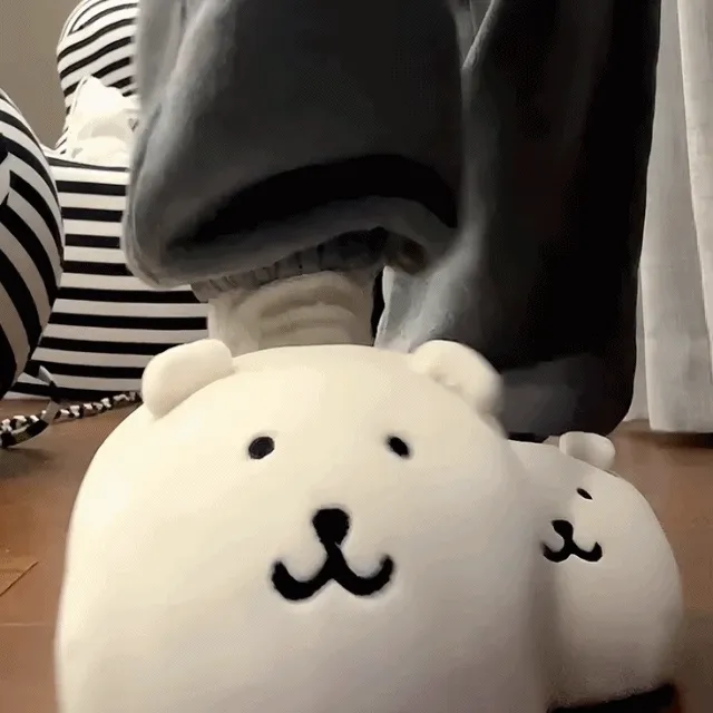 농담곰 담곰이 슬리퍼 인형 실내화 농담 곰돌이 화이트 Y2K 공주 봄 겨울 기모 극세사 털 퍼 거실화 방한 학원 학교 학생 사무실 커플 키치 키티 키높이 생일 선물 우정 미니소