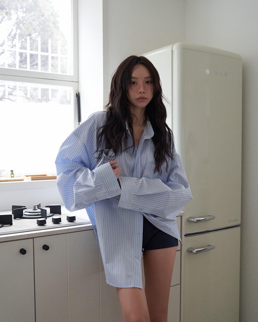 25SS preppy striped relaxed shirt