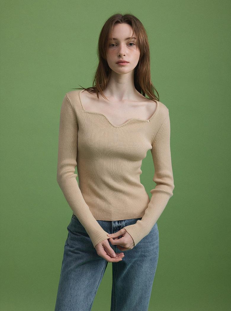 위프 웨이브 네크 니트