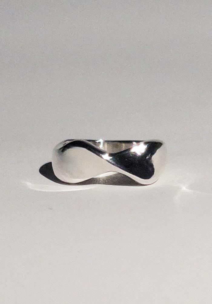 RIBBON RING (GLOSSY)