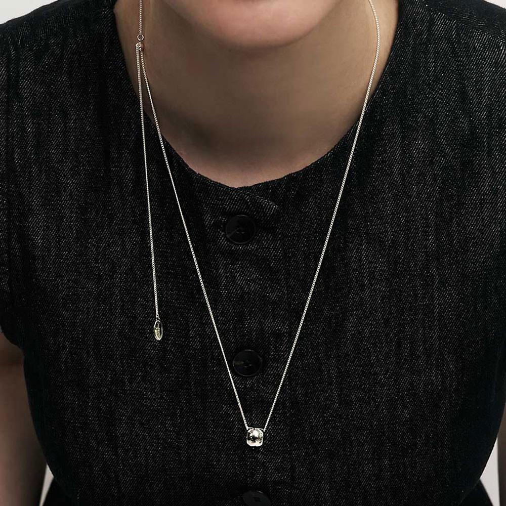 bold ring pendant necklace: White