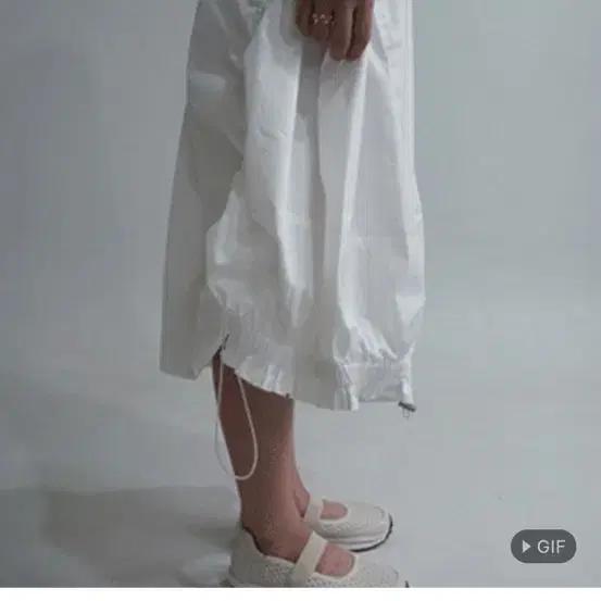 애프터먼데이 스커트 (sleeky pot stopper skirt)