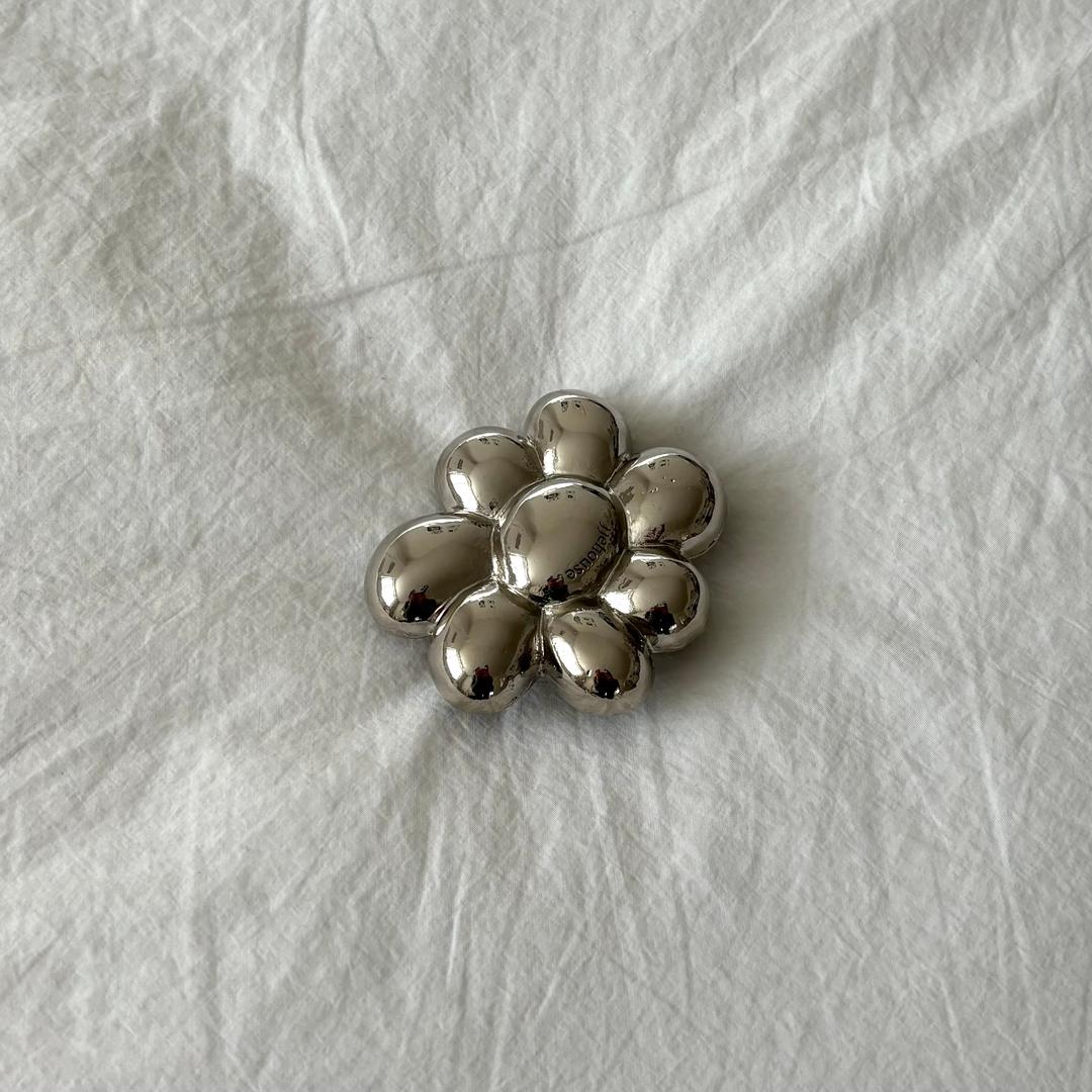 silver flower tok