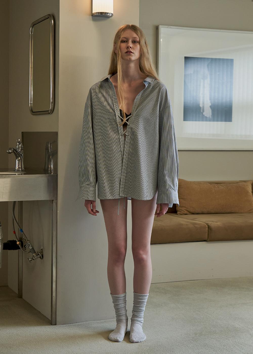 LACE-UP STRIPE SHIRT_ BLACK