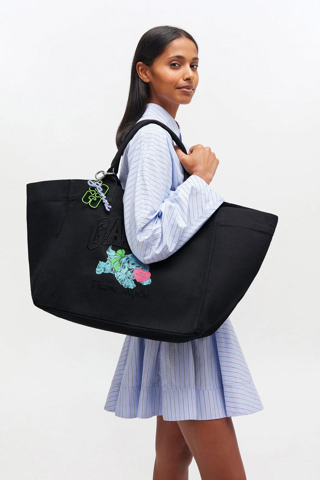 Black Puppy XXL Tote