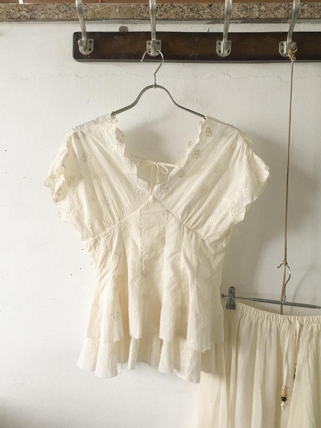 * closet back ribbon blouse y0029