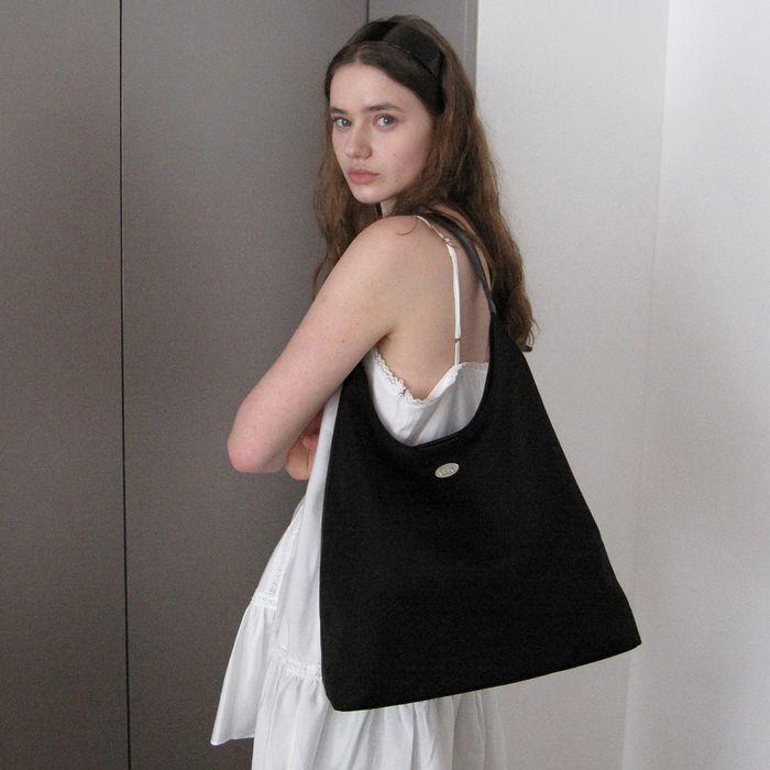 Merci Shoulder Bag / Black(Nylon)